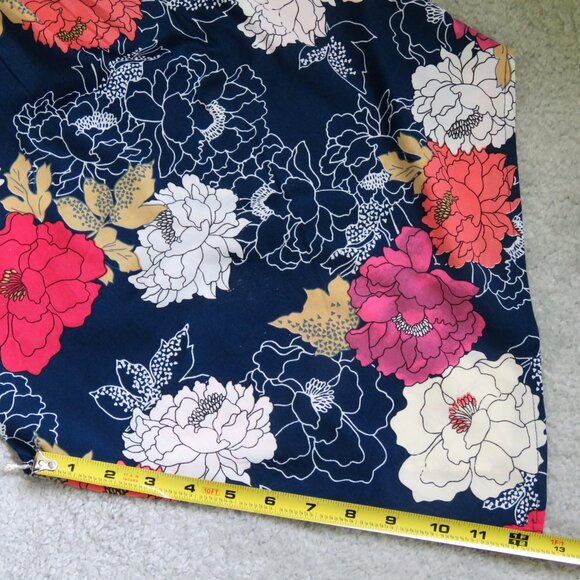 BOG Collective XS Sleeveless Handkerchief High Neck Navy Floral Print Blouse - Picture 6 of 12